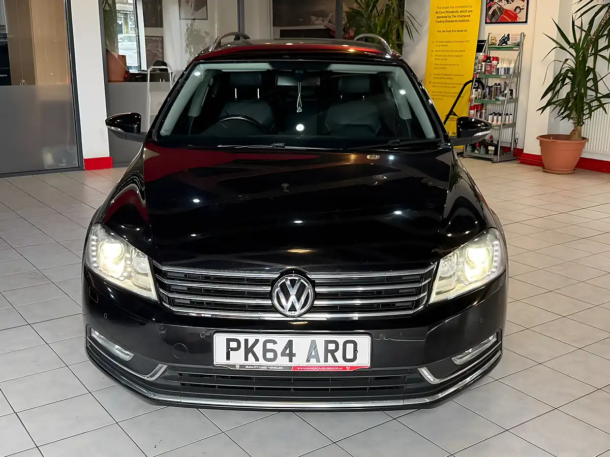 Used 2014 Volkswagen Passat Executive Style Black - Interior and Exterior details 2