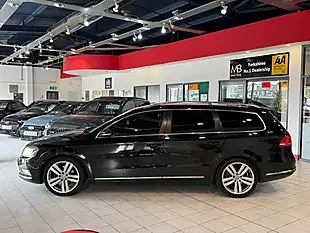 Used 2014 Volkswagen Passat Executive Style Black - Interior and Exterior details 9