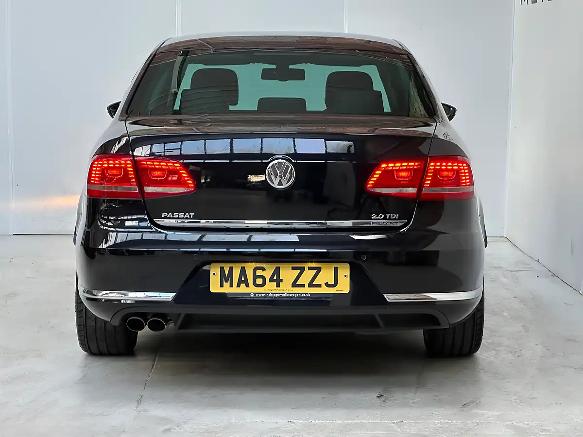 Used 2014 Volkswagen Passat Executive Style Black - Interior and Exterior details 5