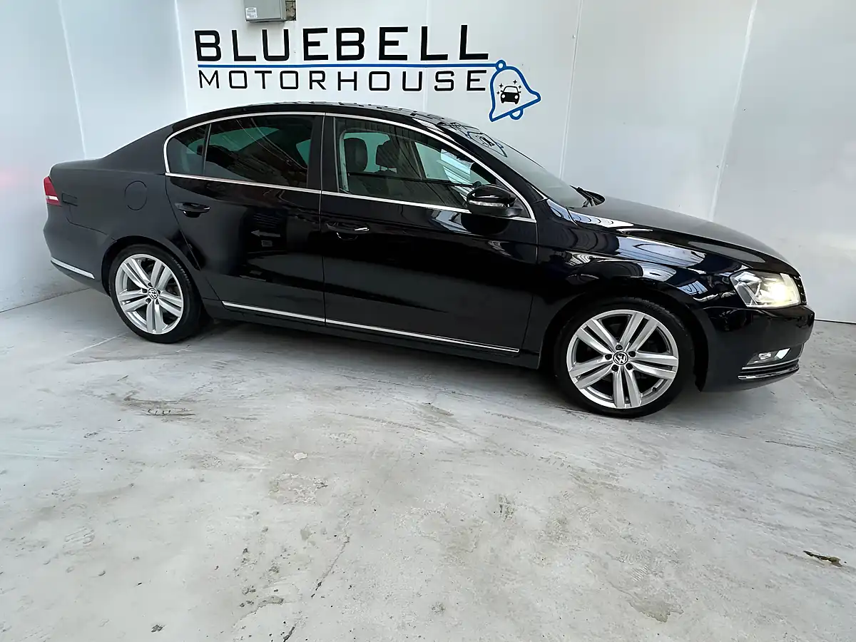 Used 2014 Volkswagen Passat Executive Style Black - Interior and Exterior details 7