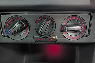 Used 2014 Volkswagen Polo Bluemotion Tech S Black - Interior and Exterior details 12