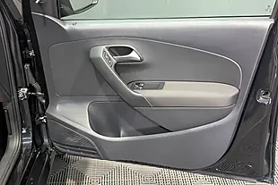 Used 2014 Volkswagen Polo Bluemotion Tech S Black - Interior and Exterior details 13