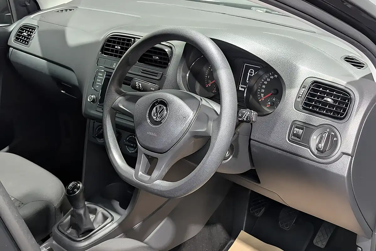 Used 2014 Volkswagen Polo Bluemotion Tech S Black - Interior and Exterior details 2