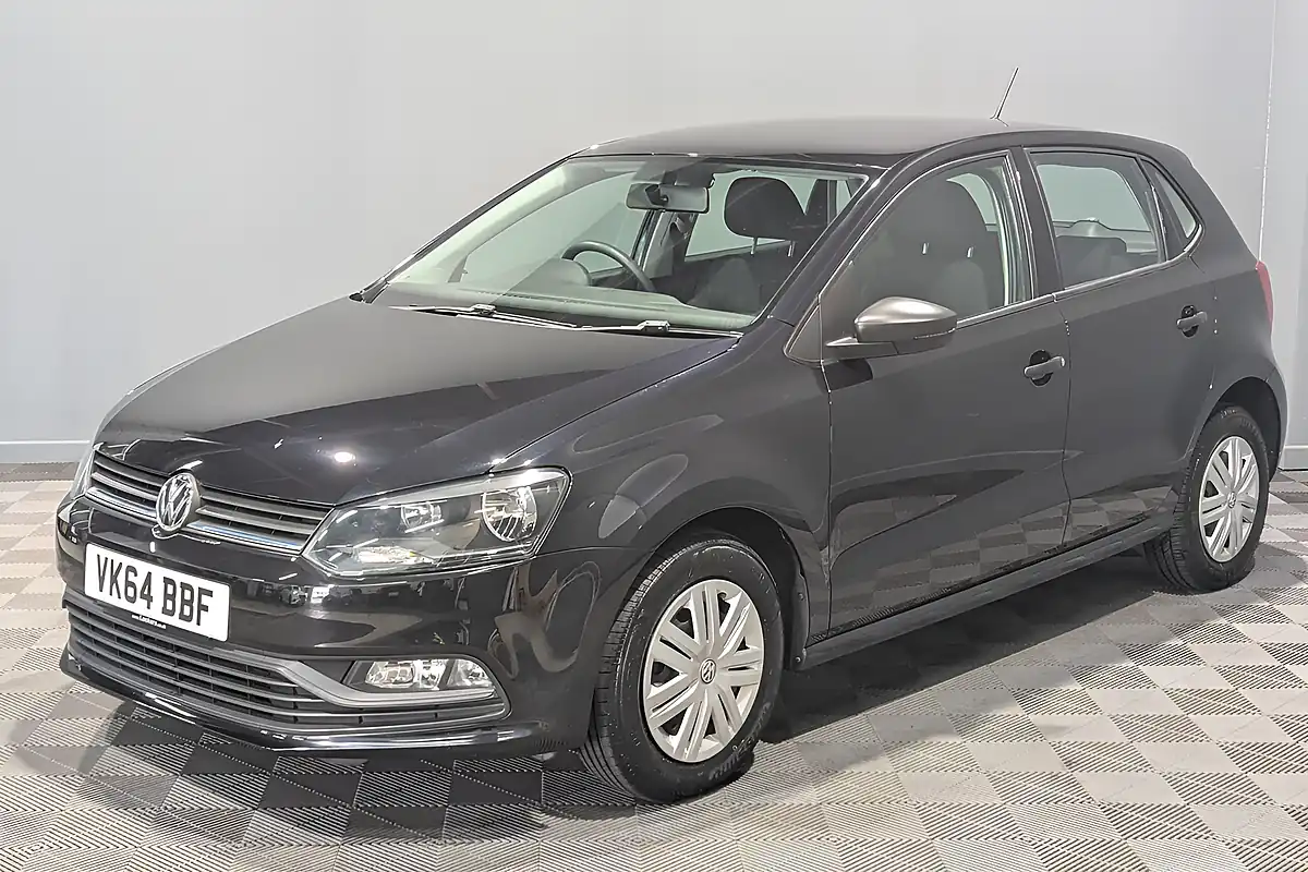 Used 2014 Volkswagen Polo Bluemotion Tech S Black - Interior and Exterior details 3