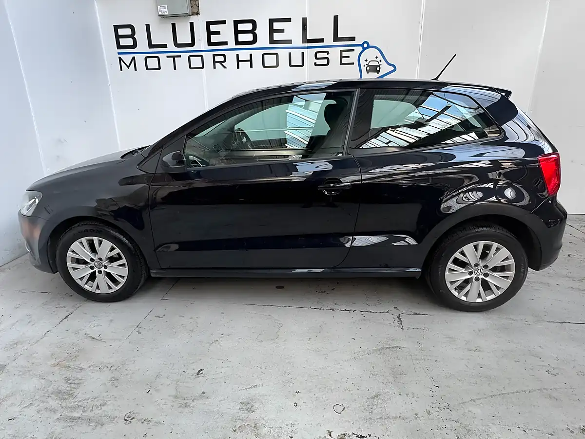 Used 2014 Volkswagen Polo Bluemotion Tech Se Black - Interior and Exterior details 7