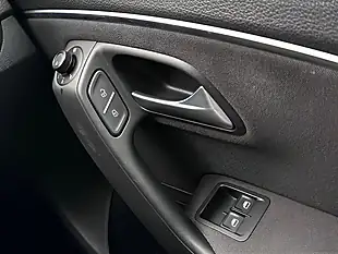 Used 2014 Volkswagen Polo Bluemotion Tech Se Blue - Interior and Exterior details 18