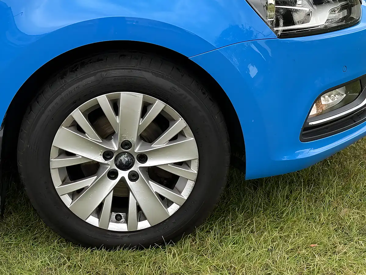 Used 2014 Volkswagen Polo Bluemotion Tech Se Blue - Interior and Exterior details 7