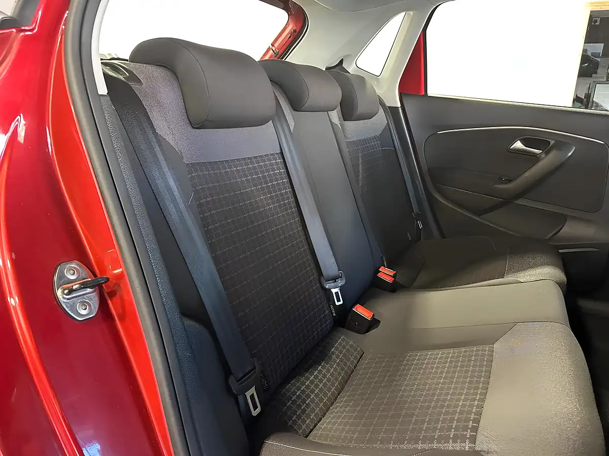 Used 2014 Volkswagen Polo Bluemotion Tech Se Red - Interior and Exterior details 13