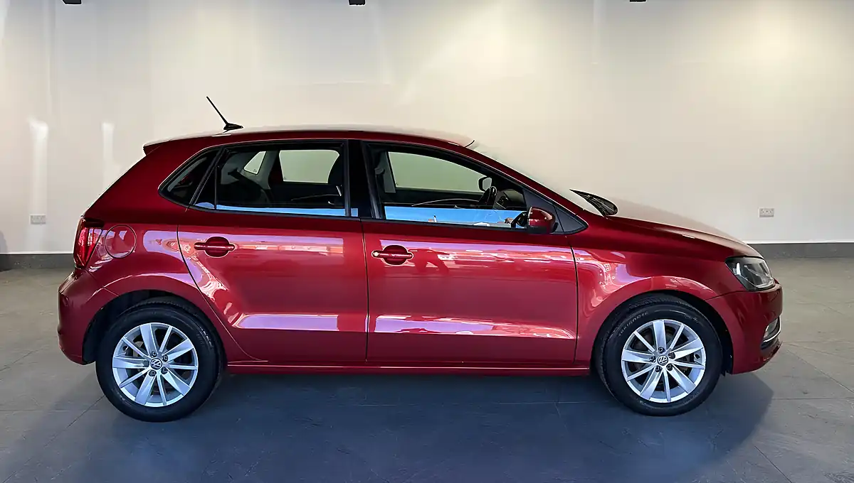 Used 2014 Volkswagen Polo Bluemotion Tech Se Red - Interior and Exterior details 2