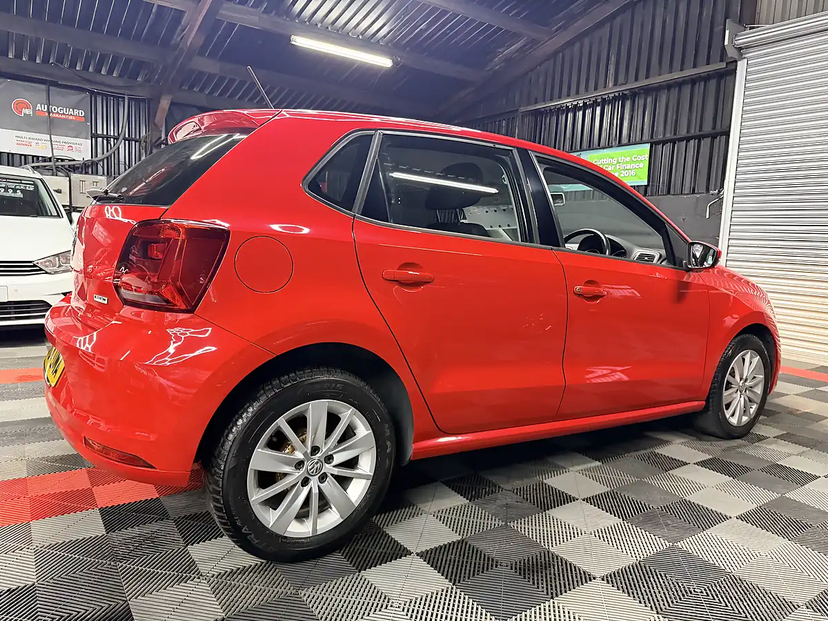 Used 2014 Volkswagen Polo Bluemotion Tech Se Red - Interior and Exterior details 10