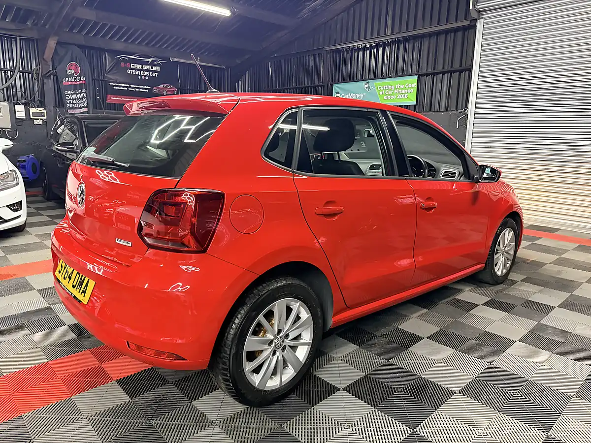Used 2014 Volkswagen Polo Bluemotion Tech Se Red - Interior and Exterior details 7