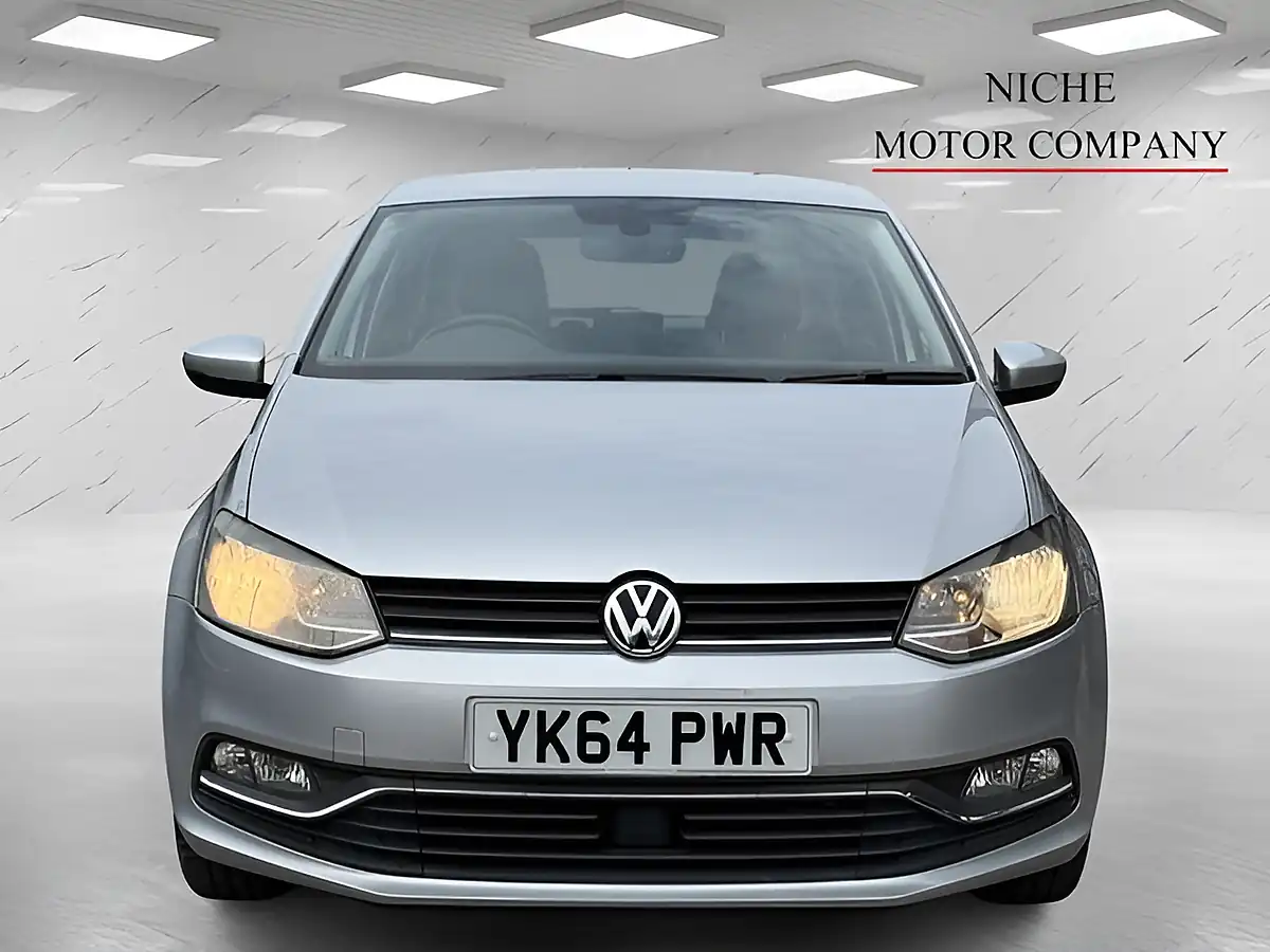 Used 2014 Volkswagen Polo Bluemotion Tech Se Silver - Interior and Exterior details 2