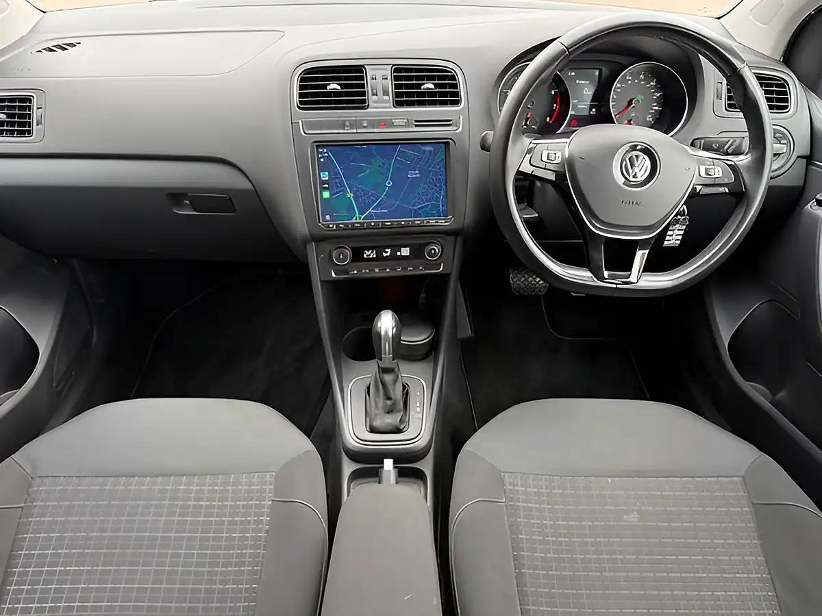 Used 2014 Volkswagen Polo Bluemotion Tech Se Silver - Interior and Exterior details 3