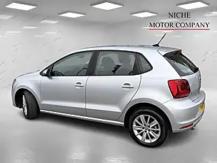 Used 2014 Volkswagen Polo Bluemotion Tech Se Silver - Interior and Exterior details 9