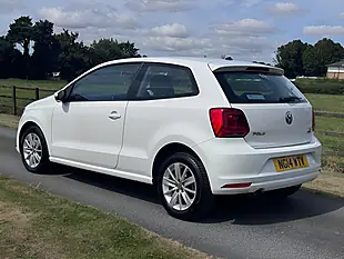 Used 2014 Volkswagen Polo Bluemotion Tech Se White - Interior and Exterior details 6