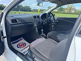 Used 2014 Volkswagen Polo Bluemotion Tech Se White - Interior and Exterior details 7