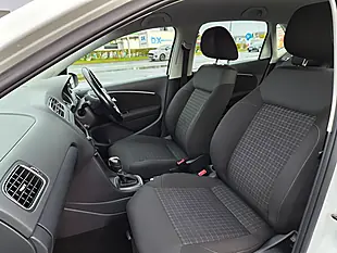 Used 2014 Volkswagen Polo Bluemotion Tech Se White - Interior and Exterior details 12