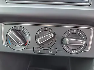 Used 2014 Volkswagen Polo Bluemotion Tech Se White - Interior and Exterior details 18