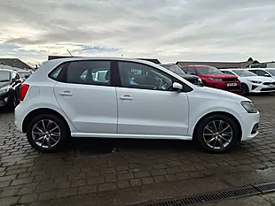 Used 2014 Volkswagen Polo Bluemotion Tech Se White - Interior and Exterior details 20
