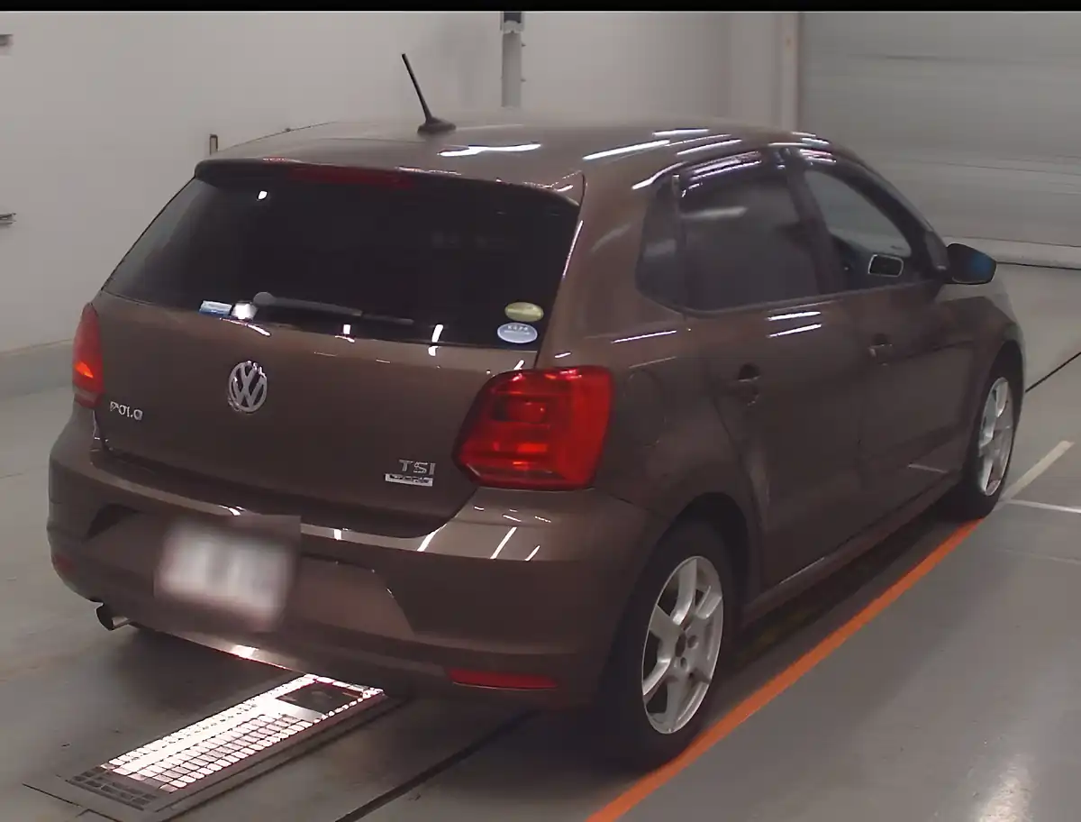 Used 2014 Volkswagen Polo Comfort Line - Interior and Exterior details 2