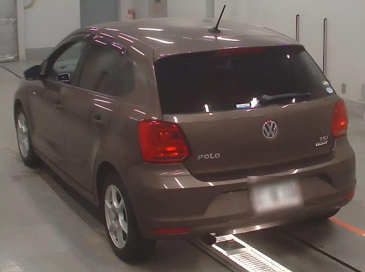 Used 2014 Volkswagen Polo Comfort Line - Interior and Exterior details 5