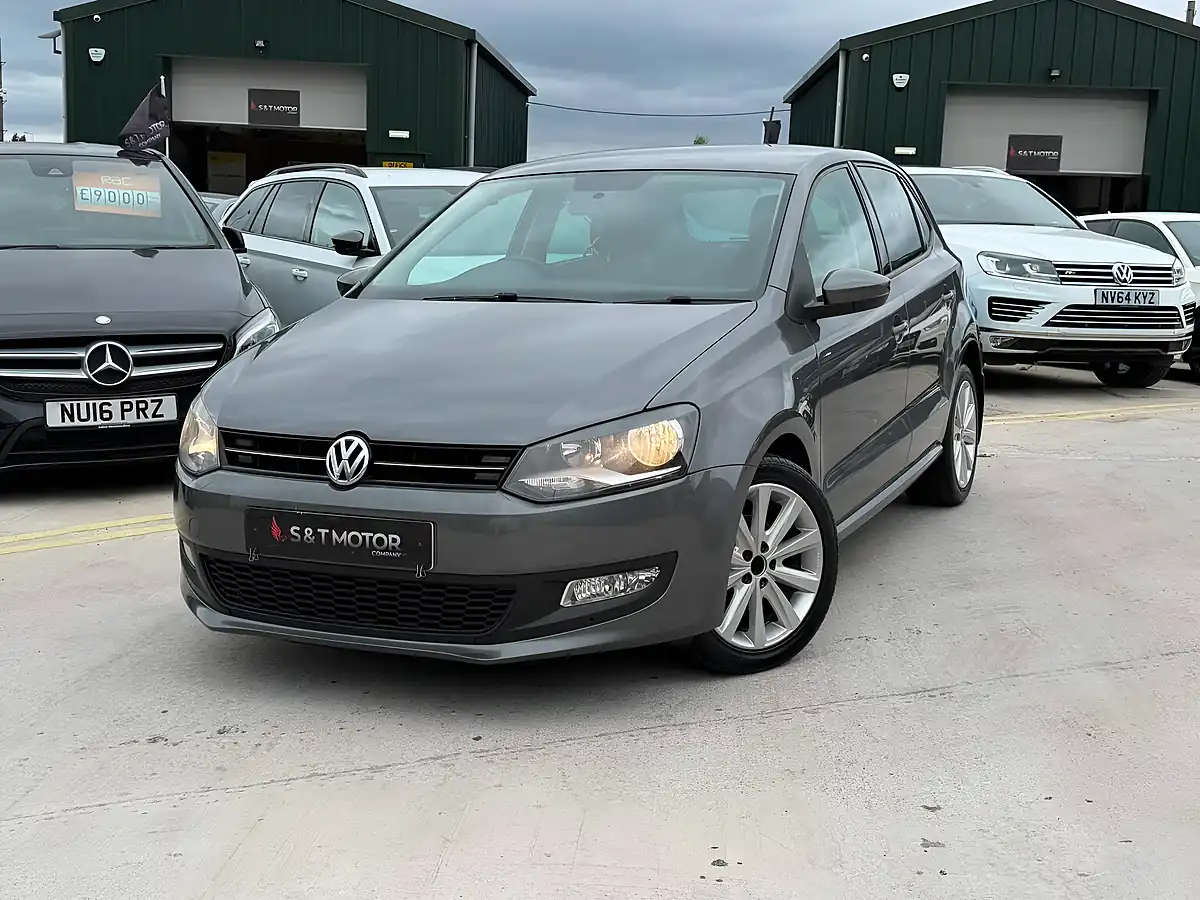Used 2014 Volkswagen Polo Match Edition Grey - Interior and Exterior details 6