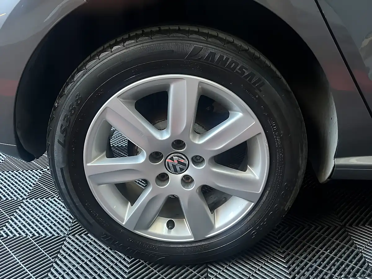 Used 2014 Volkswagen Polo Match Edition Grey - Interior and Exterior details 11