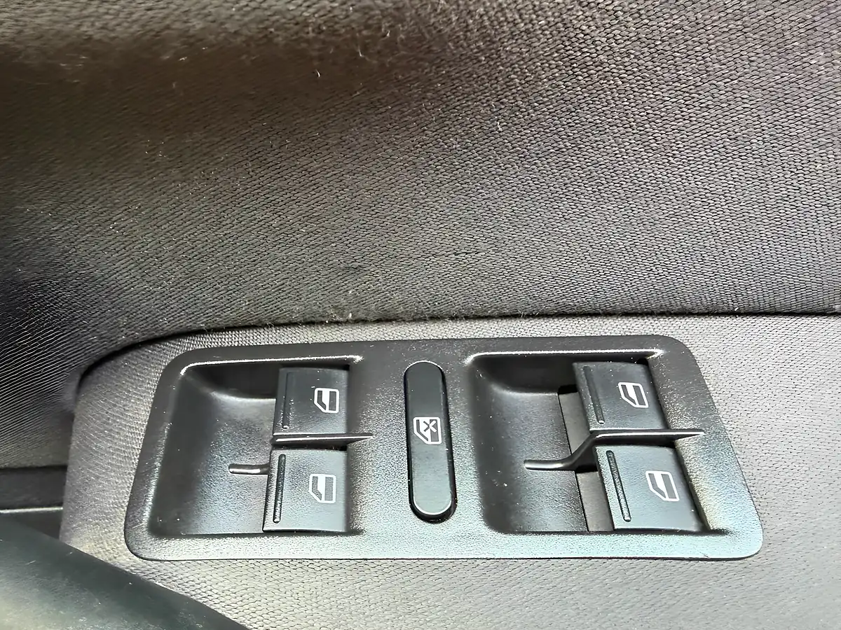 Used 2014 Volkswagen Polo Match Edition Red - Interior and Exterior details 14