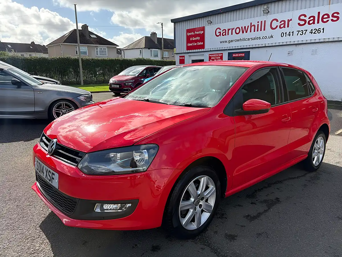 Used 2014 Volkswagen Polo Match Edition Red - Front View