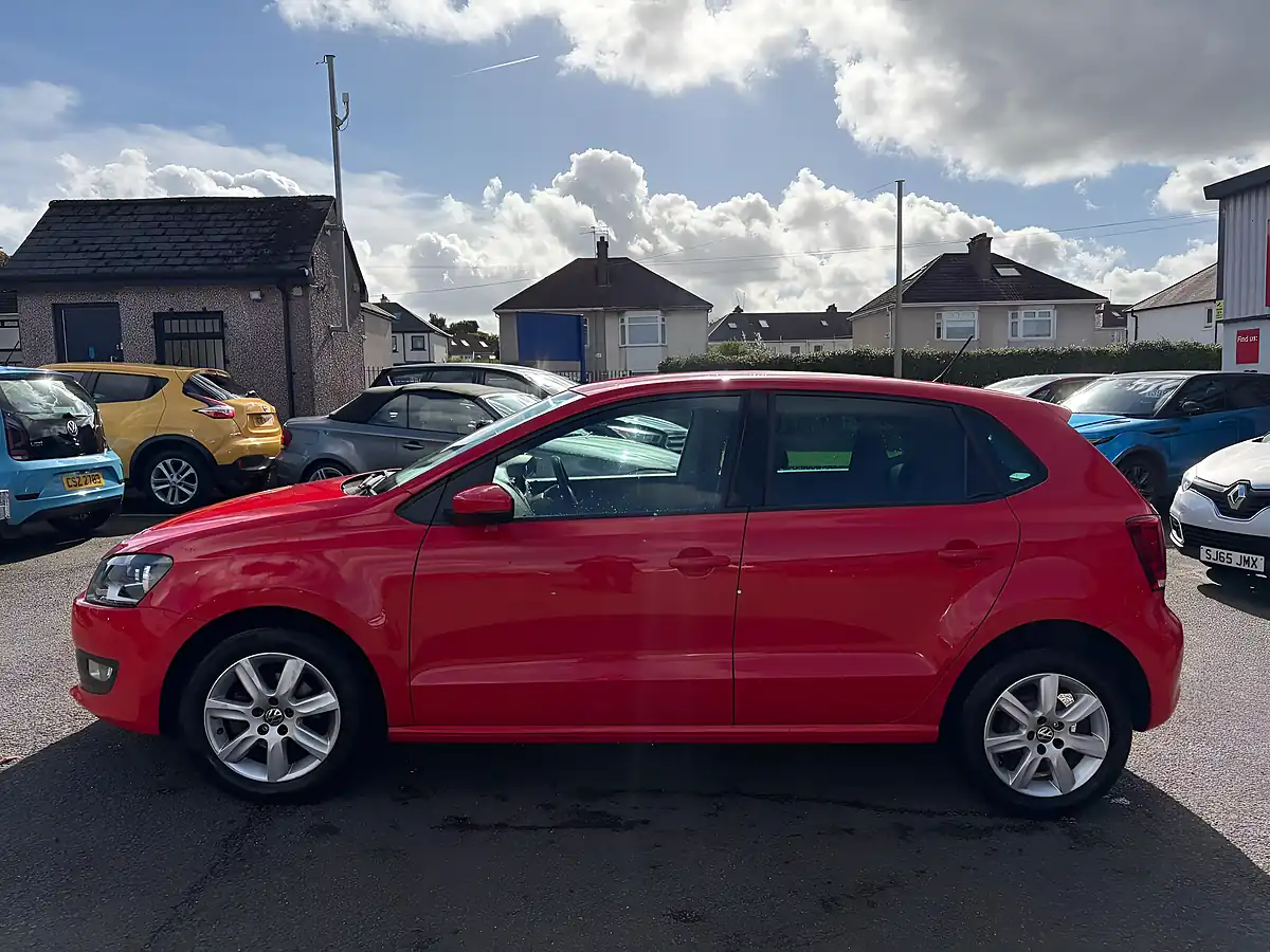 Used 2014 Volkswagen Polo Match Edition Red - Interior and Exterior details 7