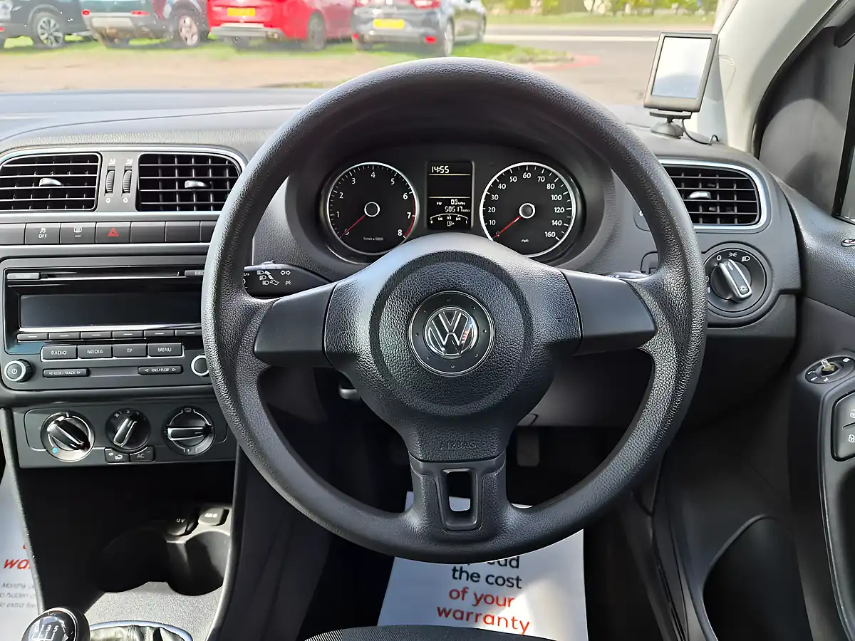 Used 2014 Volkswagen Polo Match Edition White - Interior and Exterior details 10