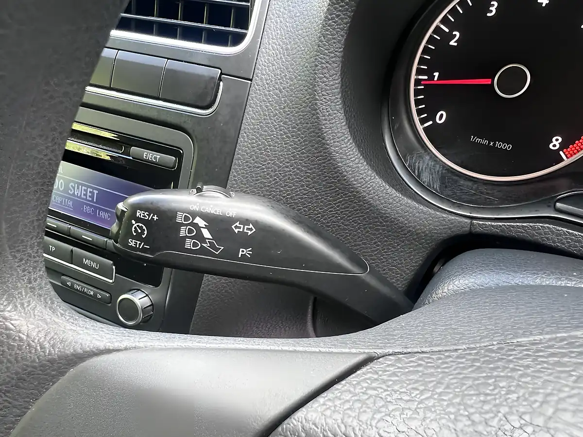 Used 2014 Volkswagen Polo Match Edition White - Interior and Exterior details 13