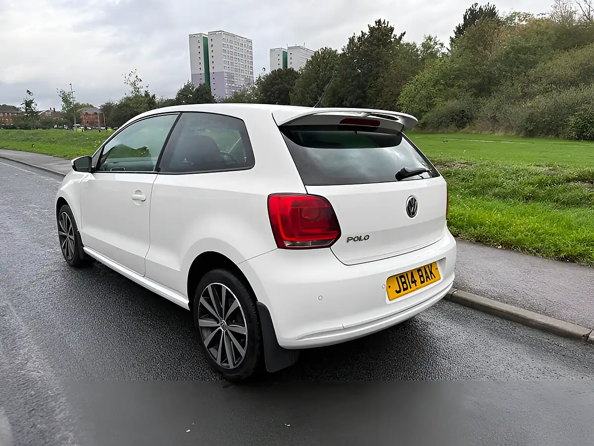 Used 2014 Volkswagen Polo Match Edition White - Interior and Exterior details 3