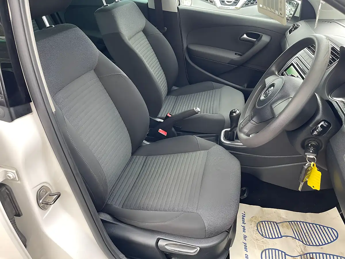 Used 2014 Volkswagen Polo Match Edition White - Interior and Exterior details 14