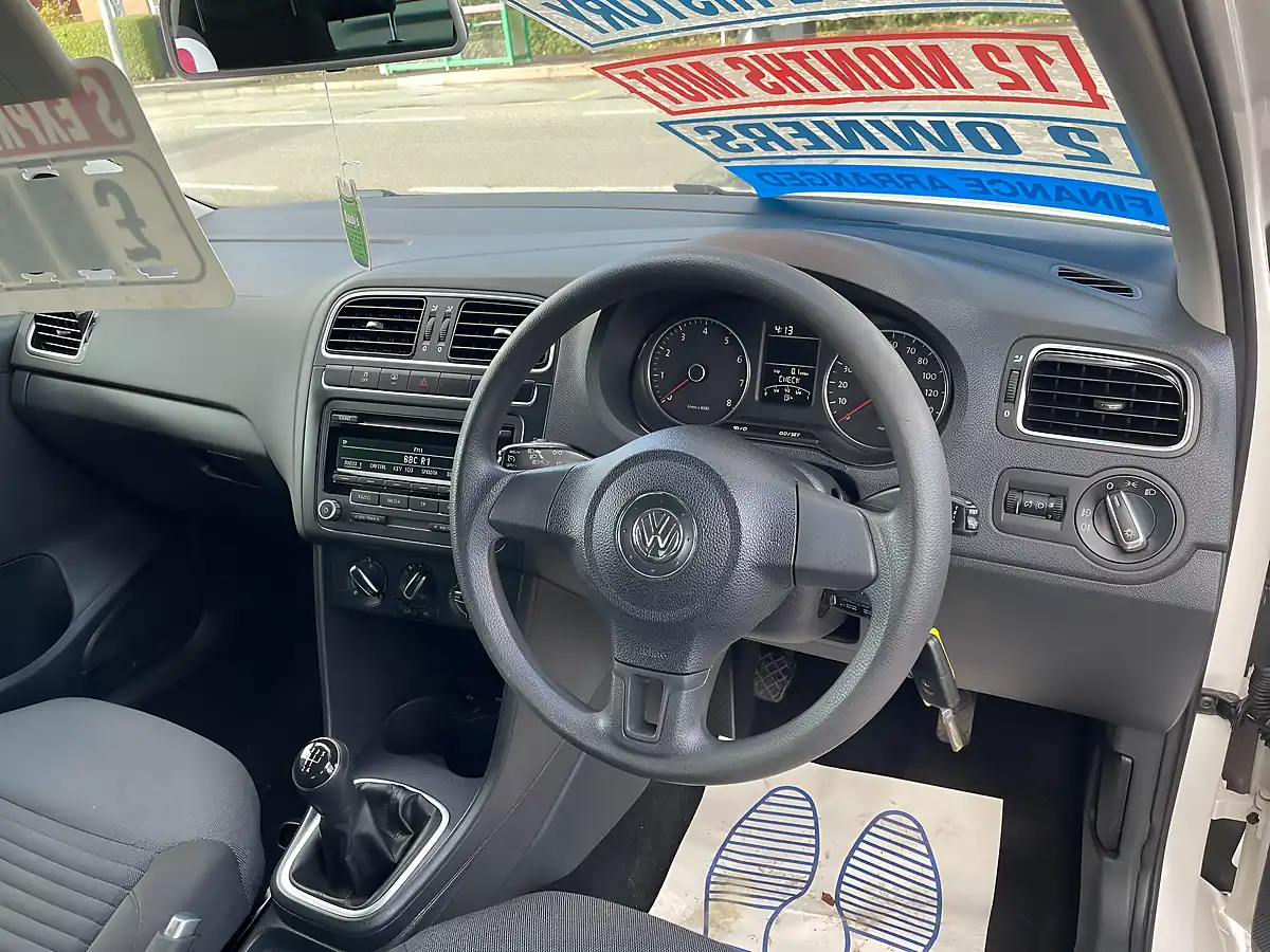 Used 2014 Volkswagen Polo Match Edition White - Interior and Exterior details 15