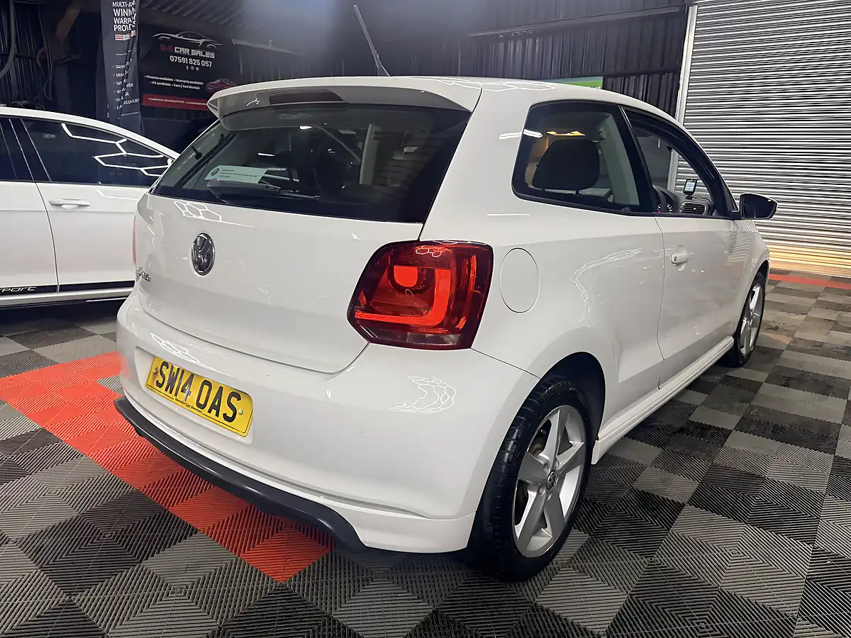 Used 2014 Volkswagen Polo R-Line Style White - Interior and Exterior details 10