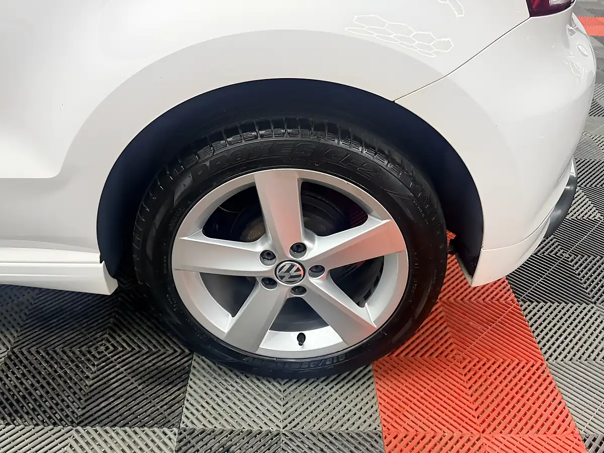 Used 2014 Volkswagen Polo R-Line Style White - Interior and Exterior details 16