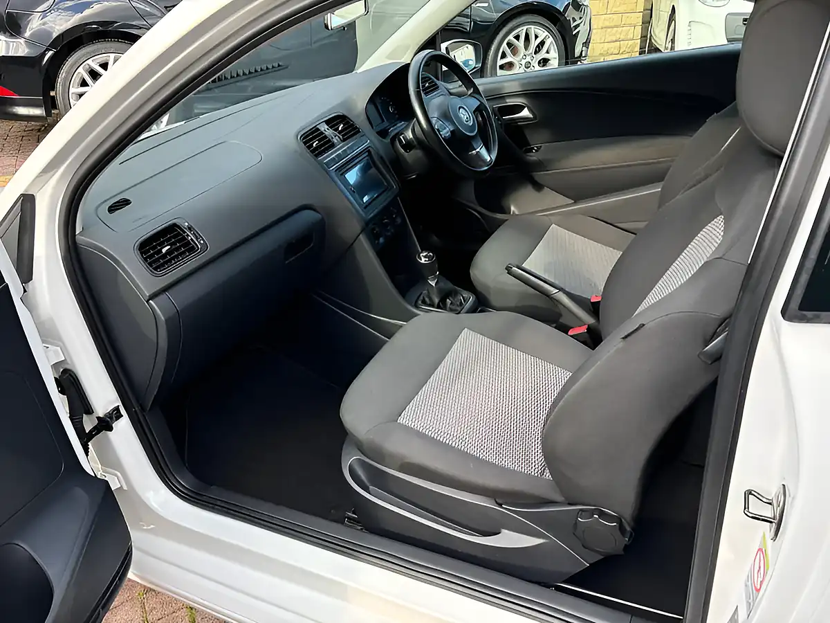 Used 2014 Volkswagen Polo R-Line Style White - Interior and Exterior details 12