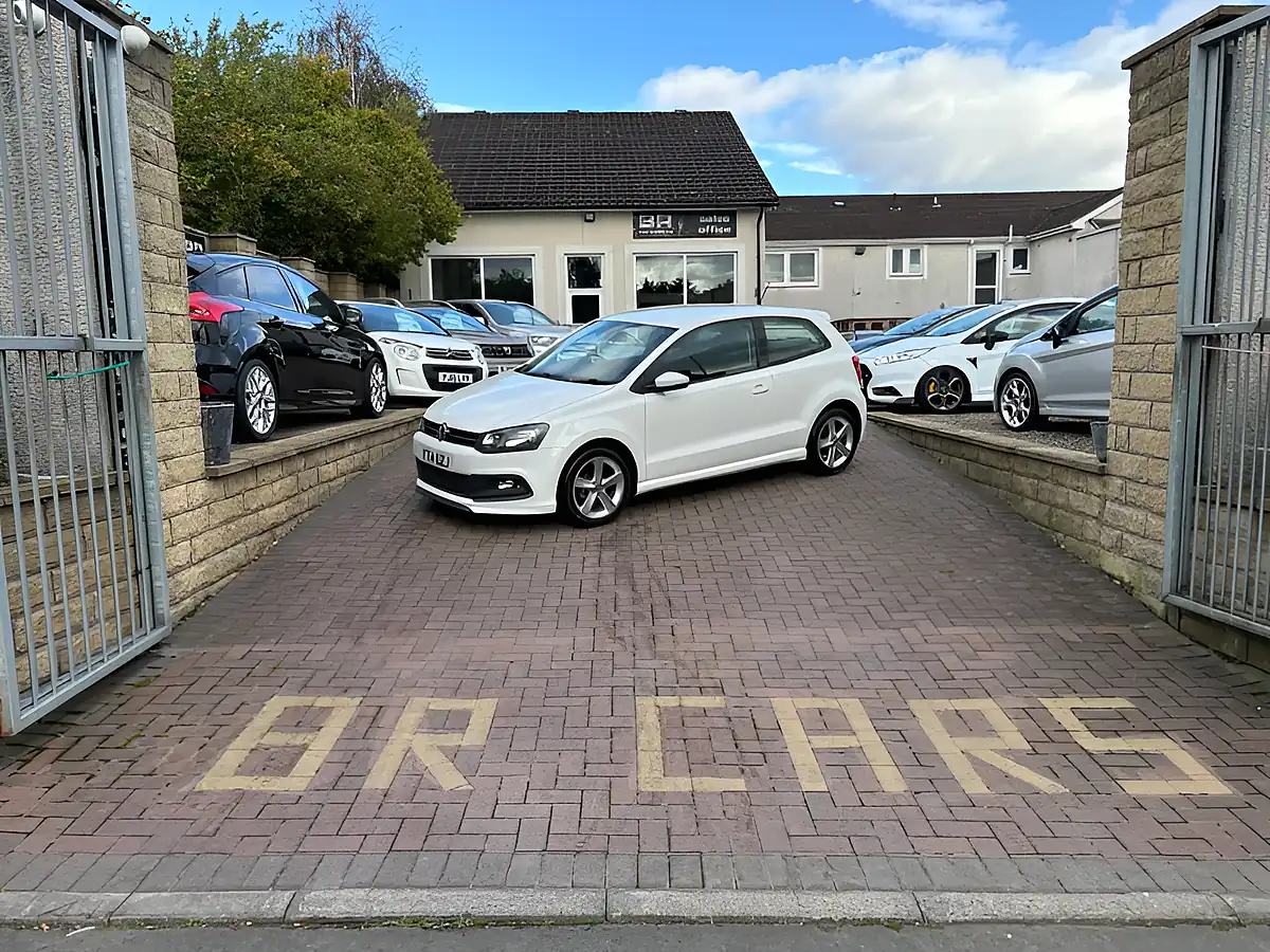 Used 2014 Volkswagen Polo R-Line Style White - Interior and Exterior details 3