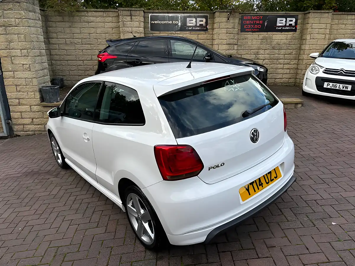 Used 2014 Volkswagen Polo R-Line Style White - Interior and Exterior details 7