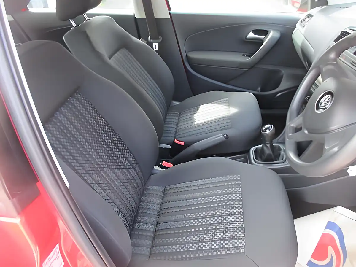 Used 2014 Volkswagen Polo Red - Interior and Exterior details 7