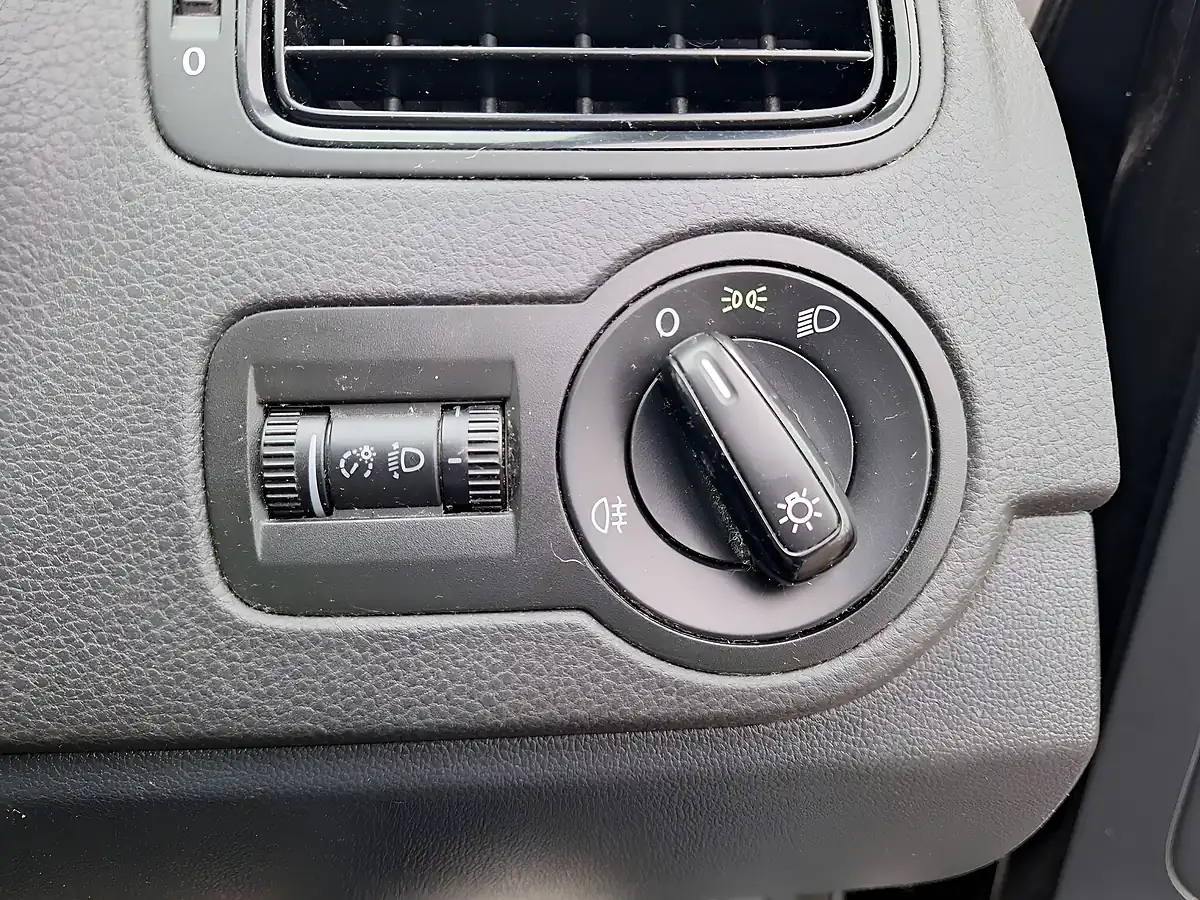 Used 2014 Volkswagen Polo S Black - Interior and Exterior details 13