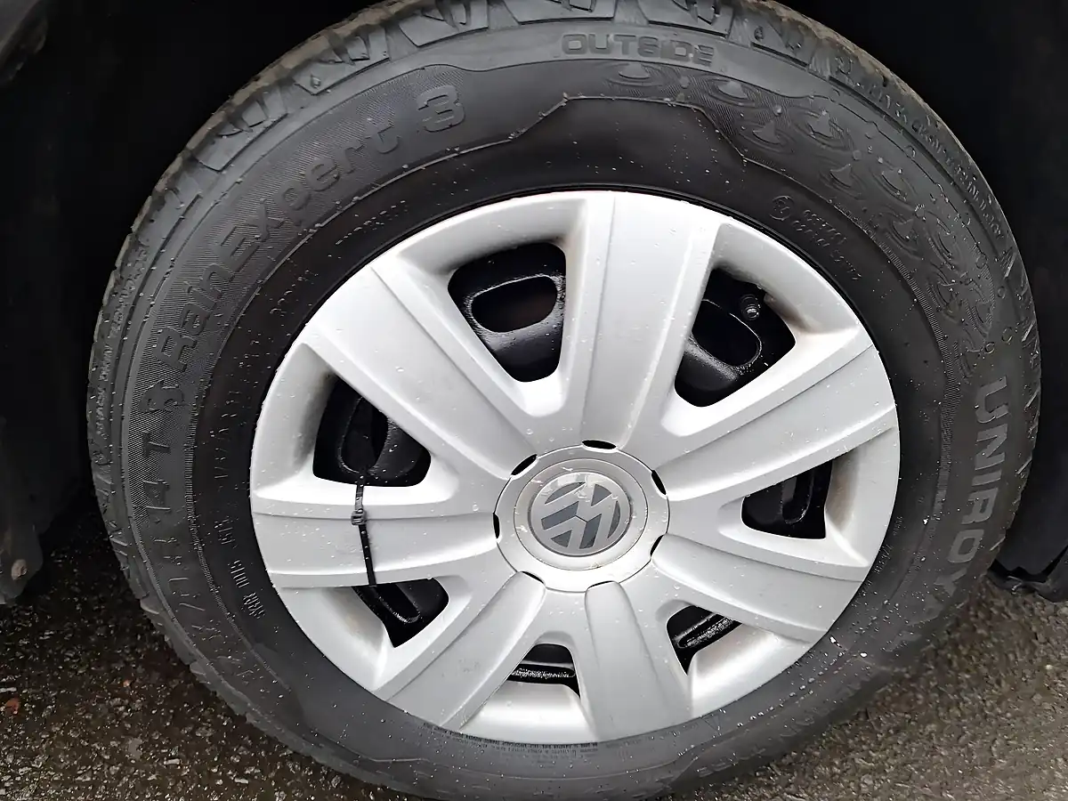 Used 2014 Volkswagen Polo S Black - Interior and Exterior details 15