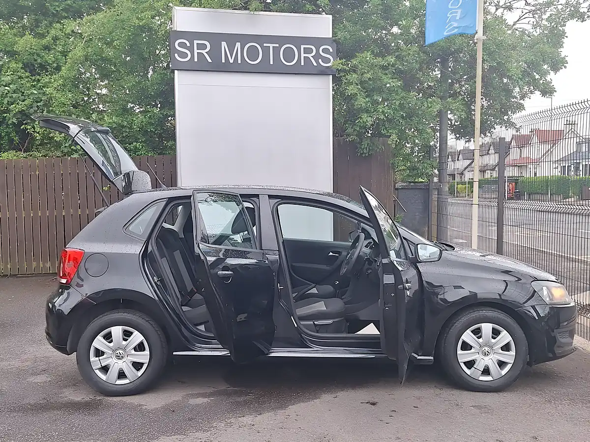 Used 2014 Volkswagen Polo S Black - Interior and Exterior details 7