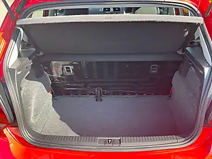 Used 2014 Volkswagen Polo S Red - Interior and Exterior details 13