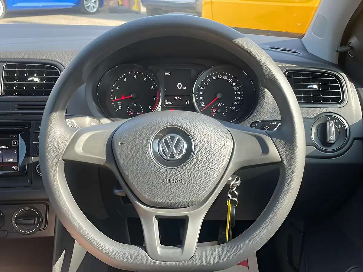 Used 2014 Volkswagen Polo S Red - Interior and Exterior details 18