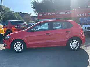 Used 2014 Volkswagen Polo S Red - Interior and Exterior details 3