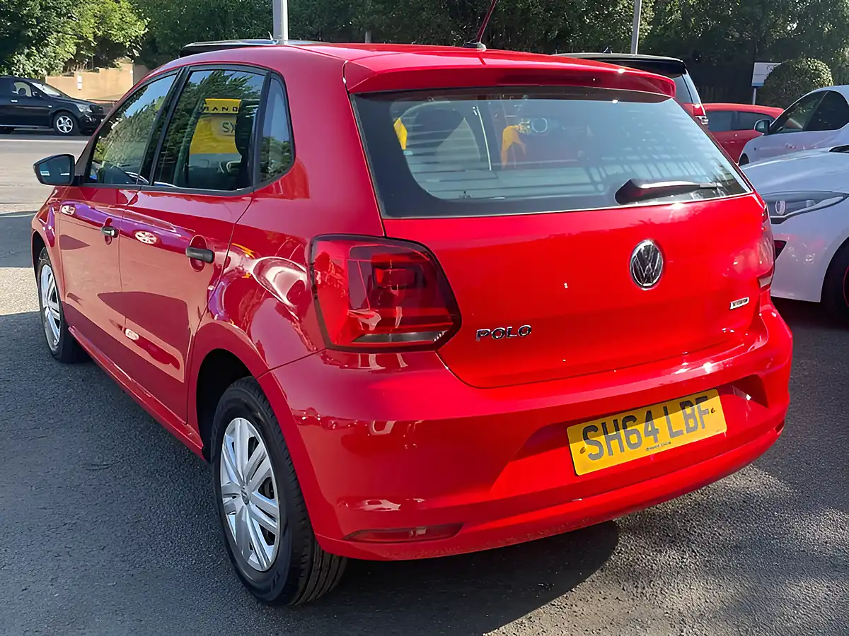 Used 2014 Volkswagen Polo S Red - Interior and Exterior details 4