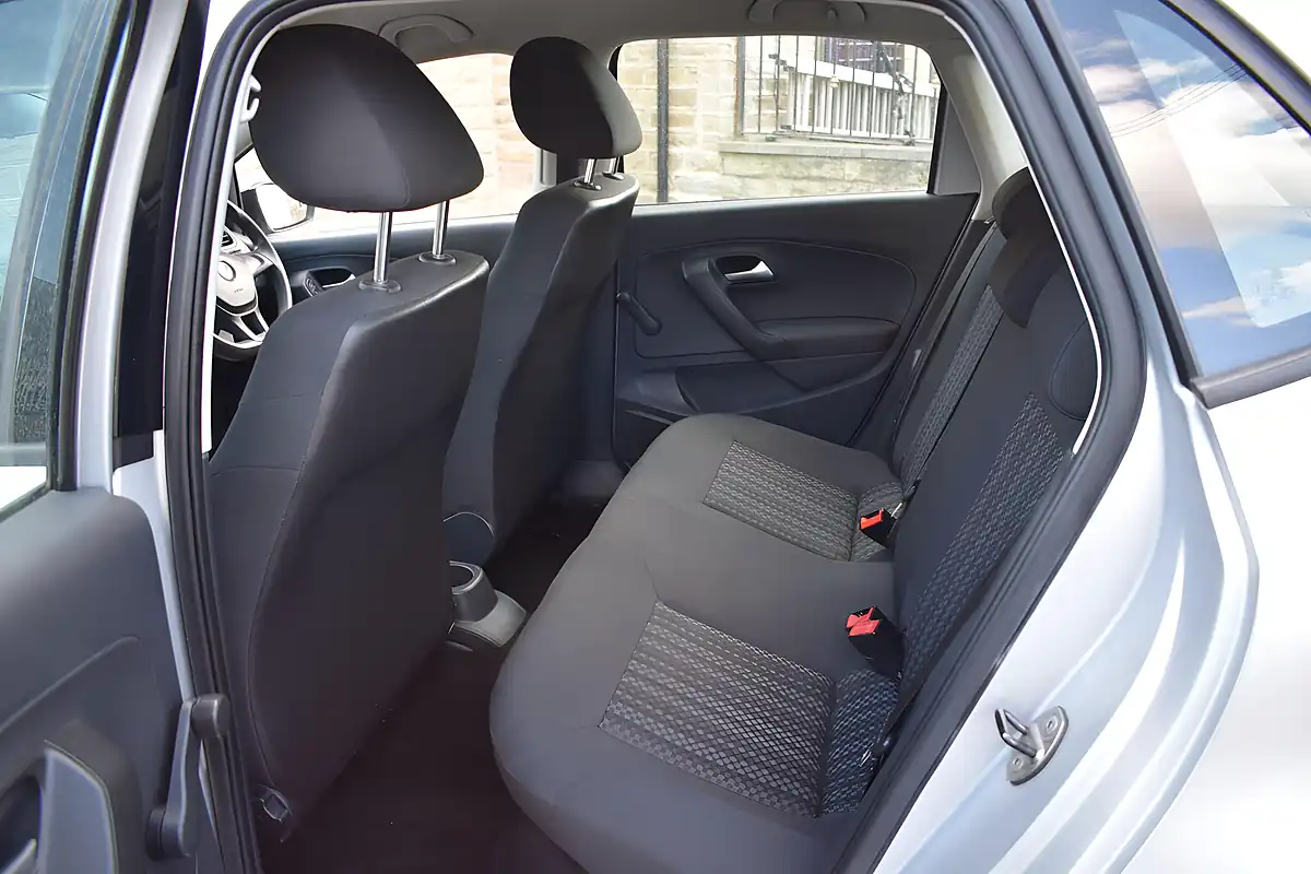 Used 2014 Volkswagen Polo S Silver - Interior and Exterior details 11