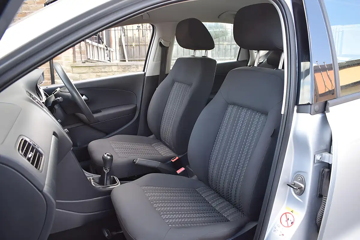 Used 2014 Volkswagen Polo S Silver - Interior and Exterior details 13